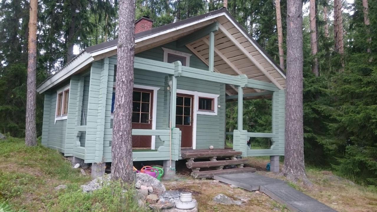 Eraemoekki Jaerven Rannalla Laitila Eksteriør billede